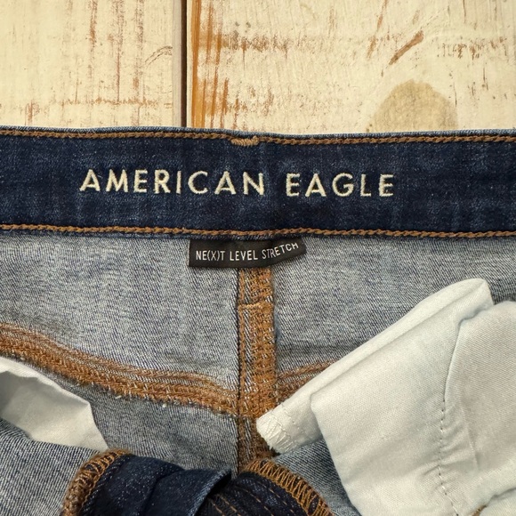 American Eagle Outfitters Dark Blue Distressed Jean Shorts Women’s size 4 - Picture 3 of 9